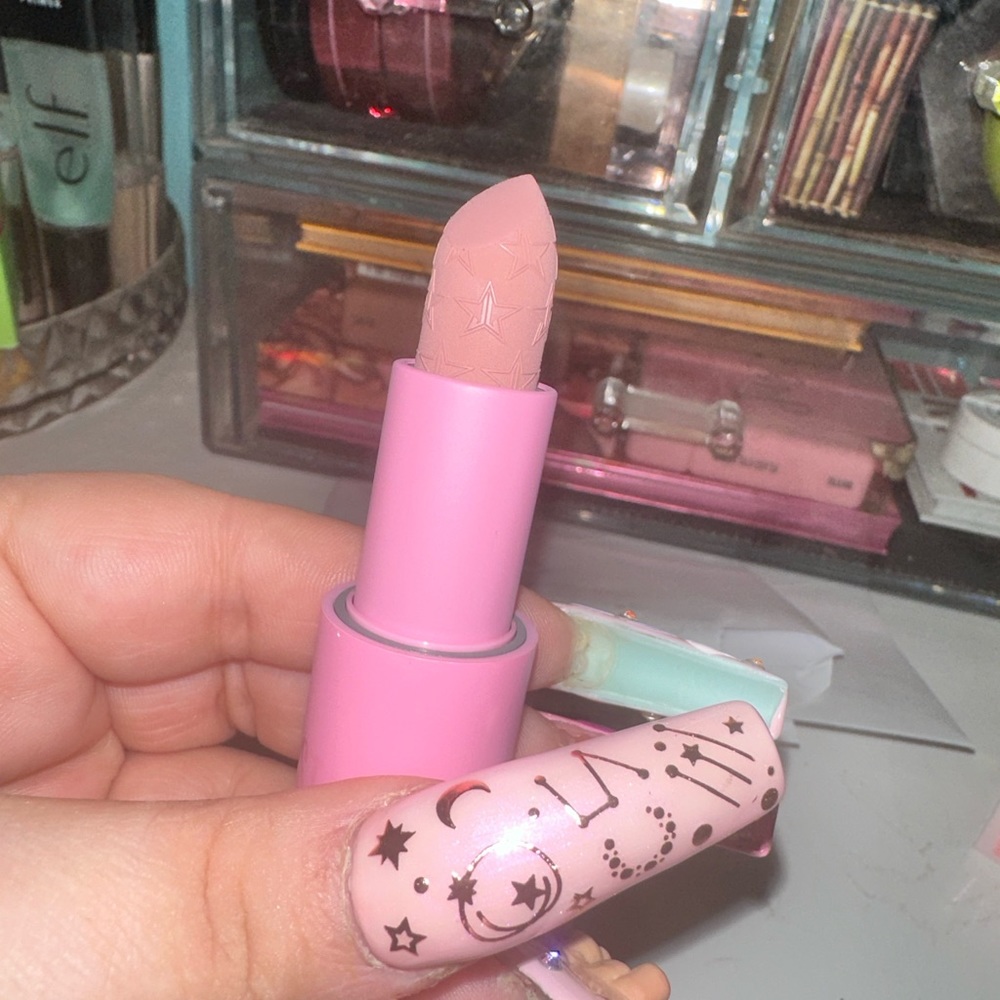 Jeffree star Velvet Trap Lipstick